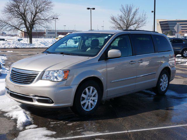 used 2014 Chrysler Town & Country car, priced at $9,244