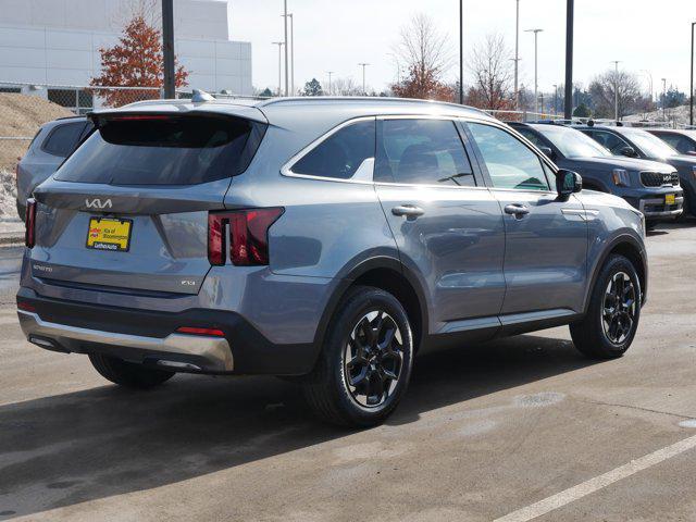 used 2025 Kia Sorento car, priced at $31,995