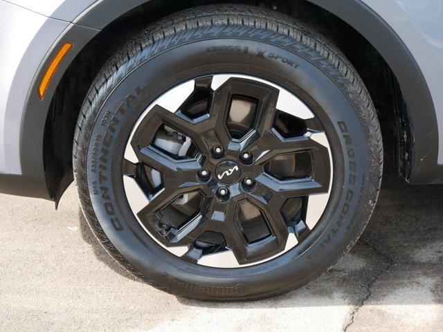 used 2025 Kia Sorento car, priced at $31,995