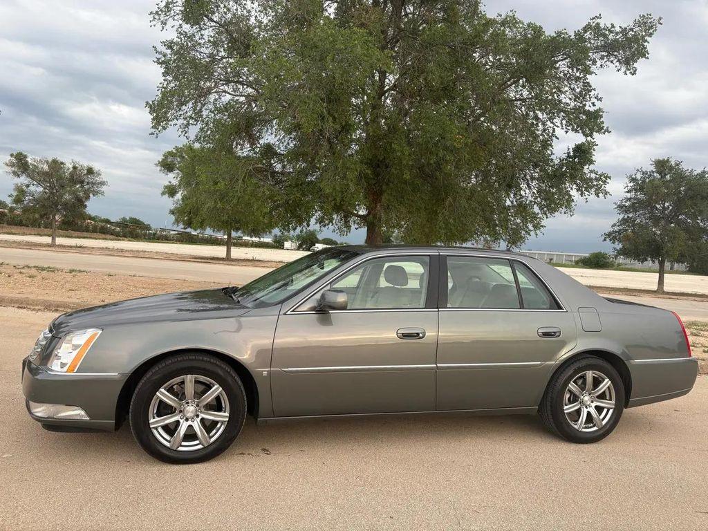 used 2006 Cadillac DTS car, priced at $16,500