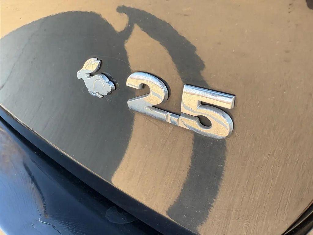 used 2006 Volkswagen Rabbit car, priced at $9,500