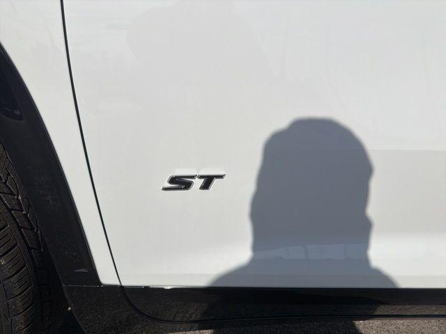 new 2026 Buick Enclave car, priced at $51,067