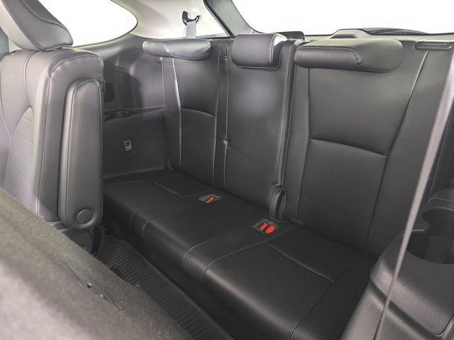 used 2020 Toyota Highlander Hybrid car, priced at $33,995
