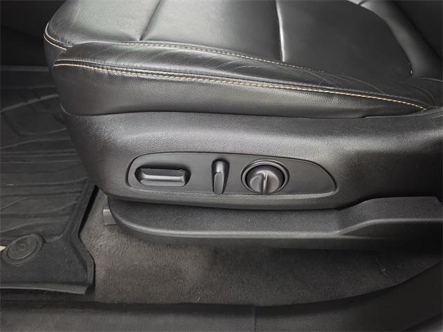 used 2019 Chevrolet Traverse car, priced at $25,988