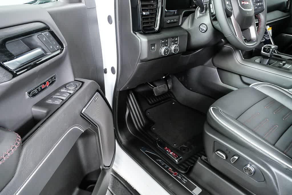 new 2026 GMC Sierra 1500 car, priced at $77,129