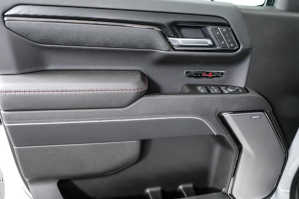 new 2026 GMC Sierra 1500 car, priced at $77,129