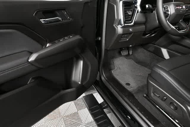 new 2026 GMC Canyon car, priced at $43,390