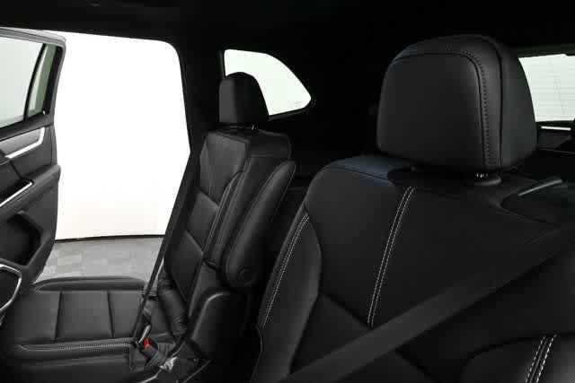 new 2026 GMC Acadia car, priced at $51,025