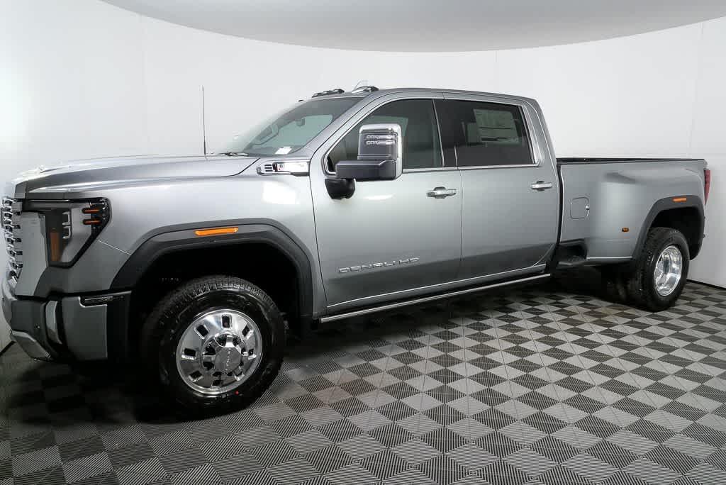 new 2026 GMC Sierra 3500 car, priced at $90,994