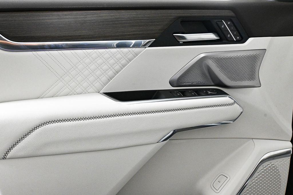 new 2025 GMC Acadia car, priced at $56,084