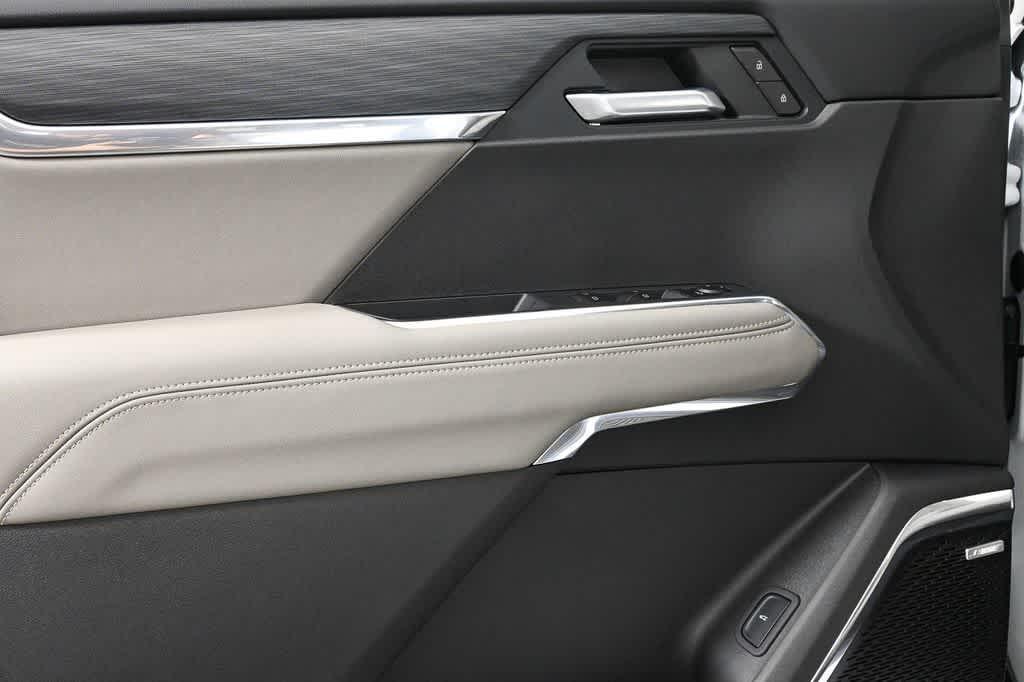 new 2026 GMC Acadia car, priced at $48,130