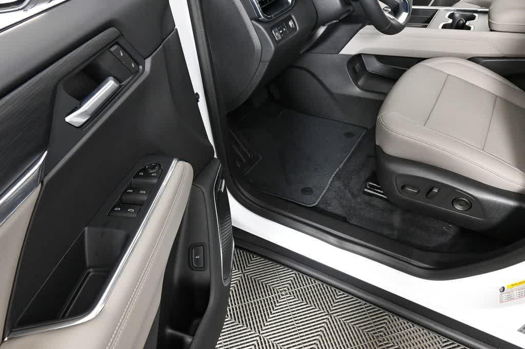 new 2026 GMC Acadia car, priced at $48,130