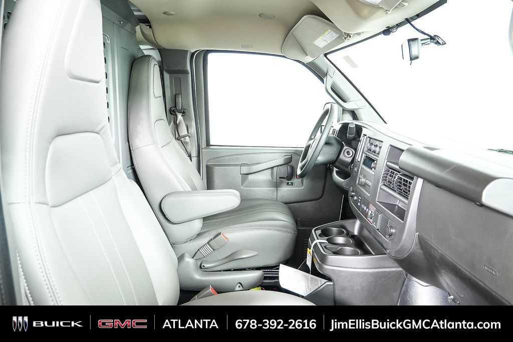 new 2025 GMC Savana 2500 car, priced at $46,960