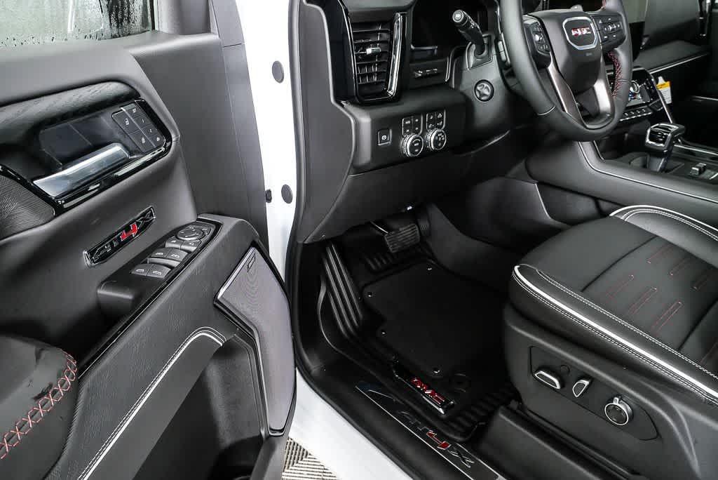 new 2026 GMC Sierra 1500 car, priced at $75,635