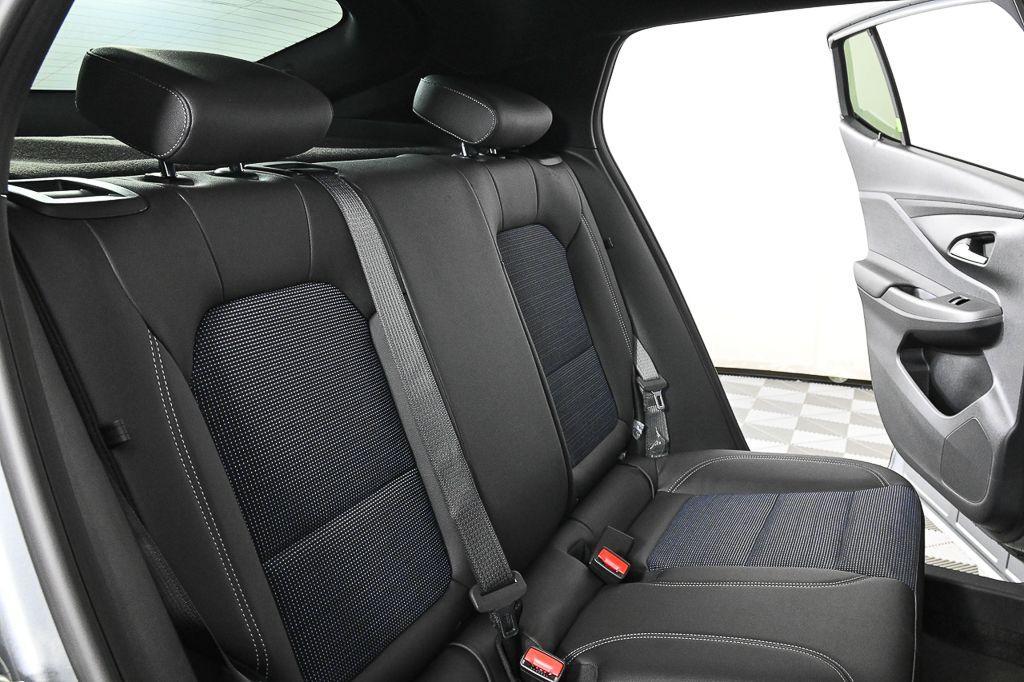 new 2026 Buick Envista car, priced at $26,835