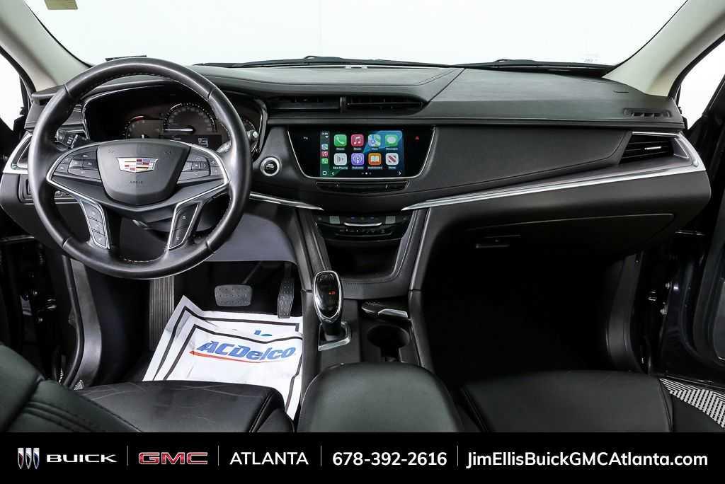 used 2018 Cadillac XT5 car, priced at $17,311