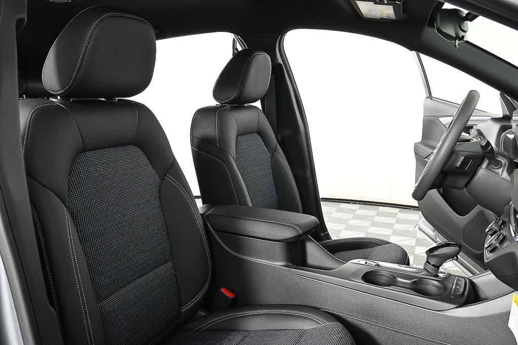 new 2026 Buick Envista car, priced at $27,730