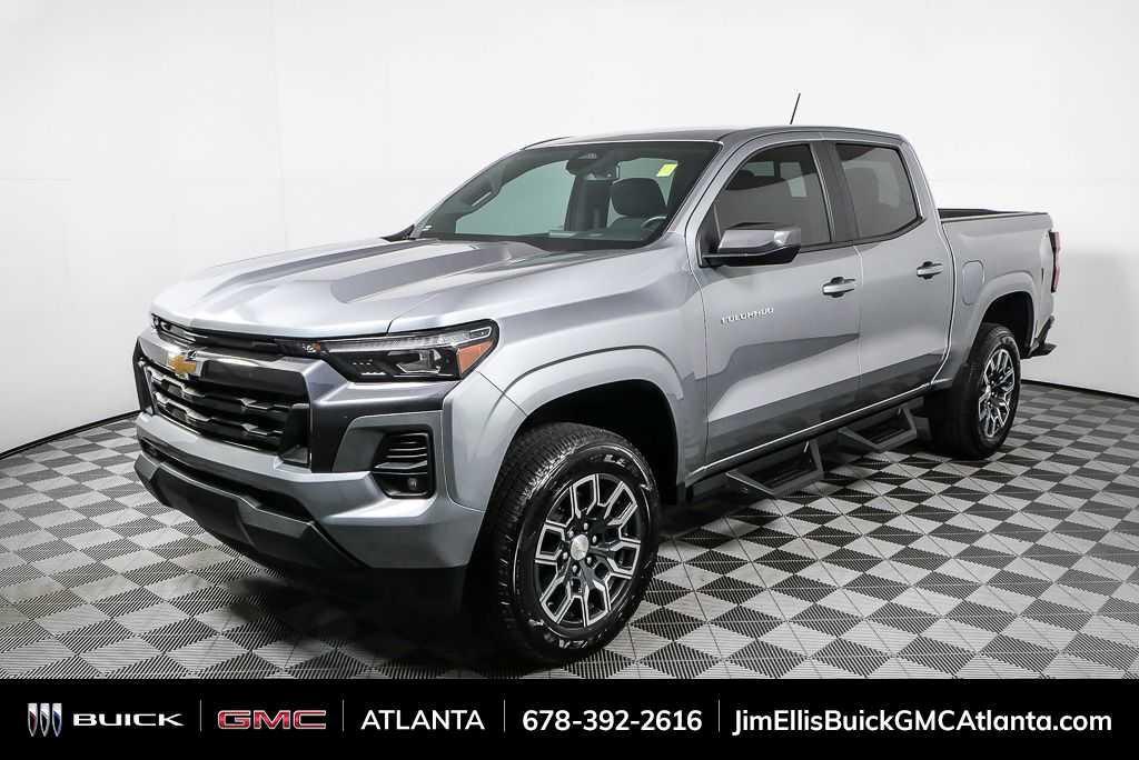 used 2024 Chevrolet Colorado car, priced at $29,800