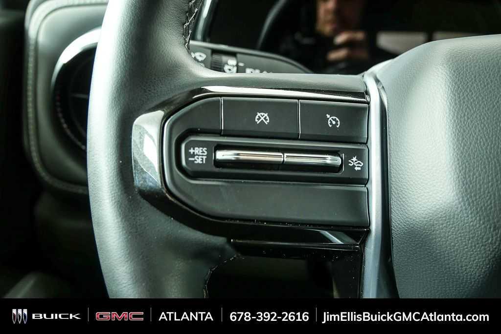 used 2024 Chevrolet Colorado car, priced at $29,800