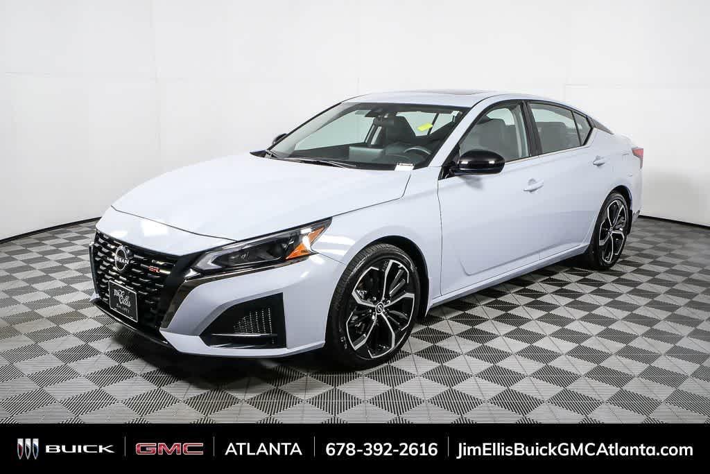 used 2023 Nissan Altima car, priced at $22,560