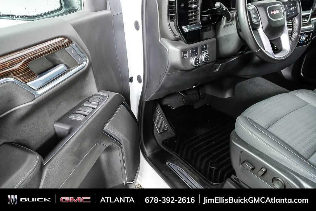 used 2022 GMC Sierra 1500 car, priced at $38,988