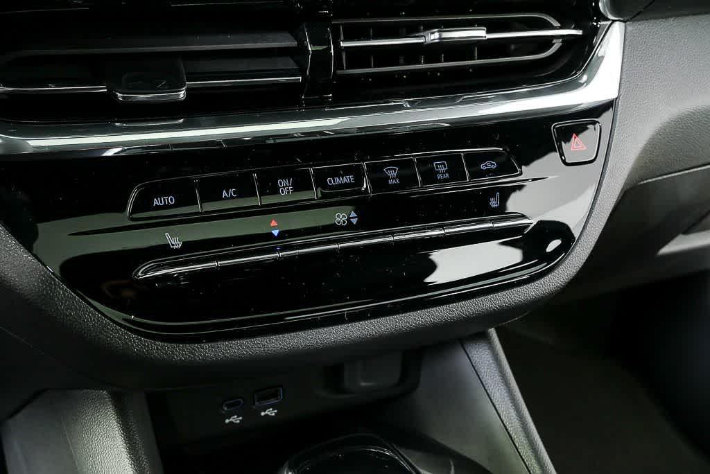 new 2026 Buick Envista car, priced at $33,485