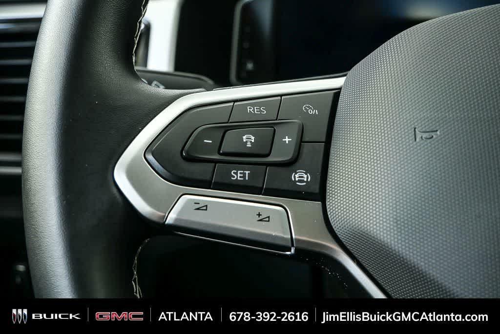 used 2023 Volkswagen Atlas car, priced at $28,895