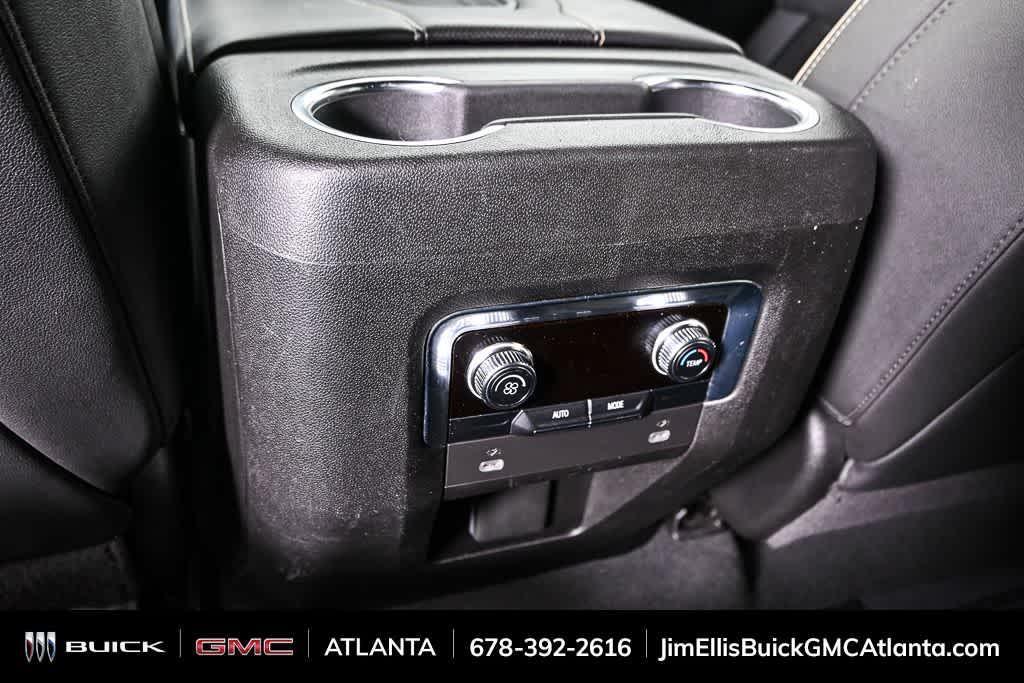 used 2024 GMC Yukon car, priced at $54,524