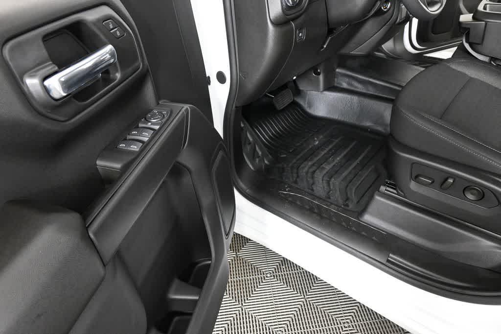 new 2026 GMC Sierra 1500 car, priced at $41,185