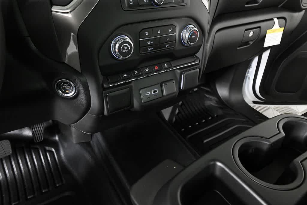 new 2026 GMC Sierra 1500 car, priced at $41,185