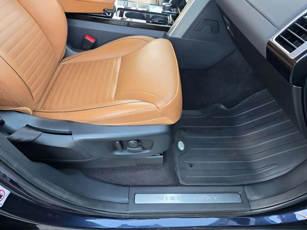 used 2019 Land Rover Discovery car, priced at $20,990