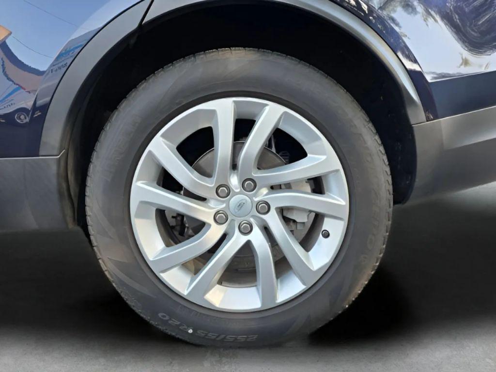 used 2019 Land Rover Discovery car, priced at $20,990