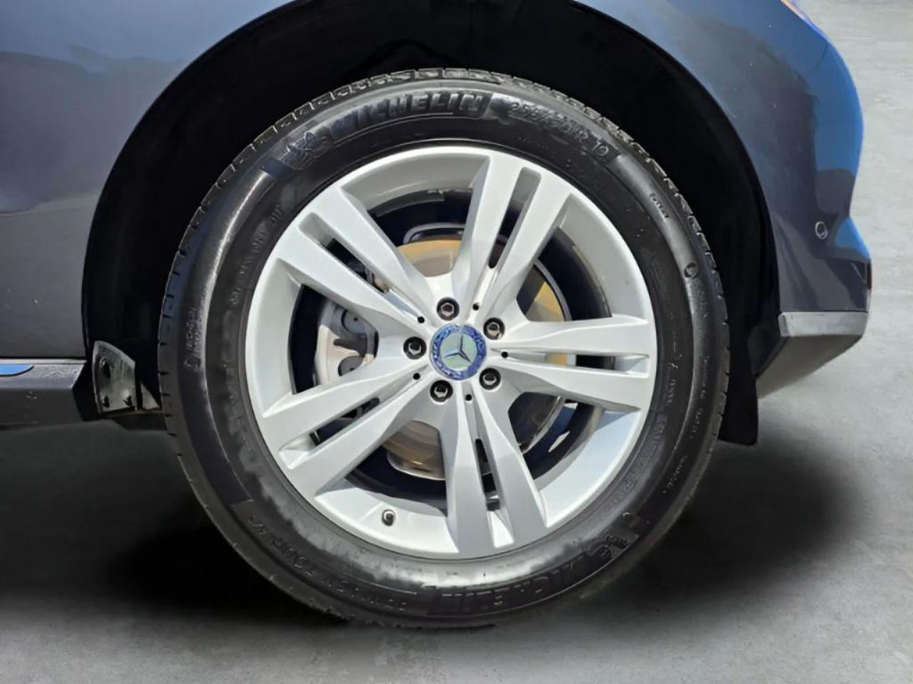 used 2014 Mercedes-Benz M-Class car, priced at $10,990