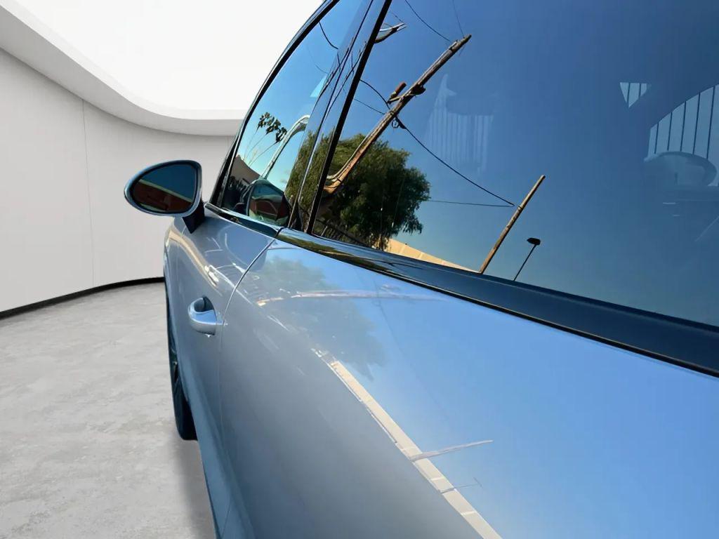 used 2019 Porsche Cayenne car, priced at $27,790