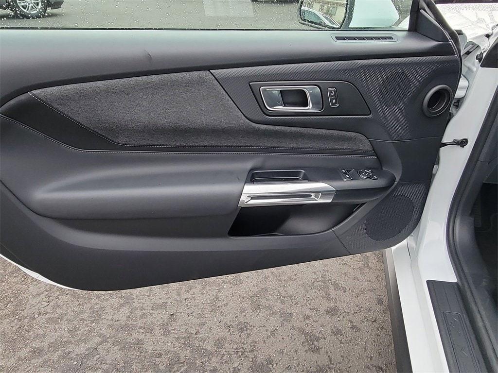 used 2025 Ford Mustang car, priced at $31,995