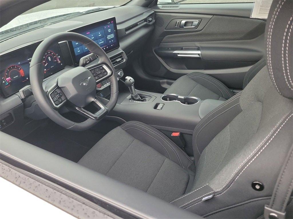 used 2025 Ford Mustang car, priced at $31,995