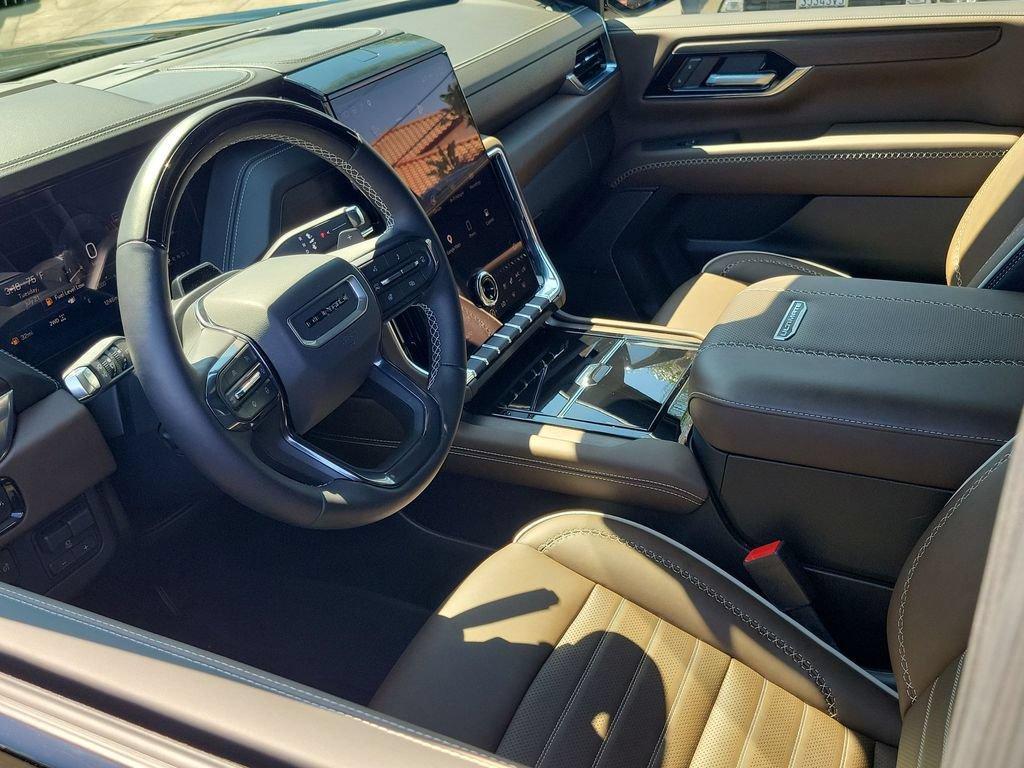 used 2026 GMC Yukon car, priced at $103,995