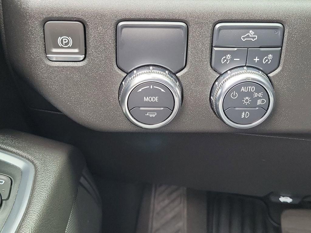 used 2024 GMC Sierra 1500 car, priced at $39,995