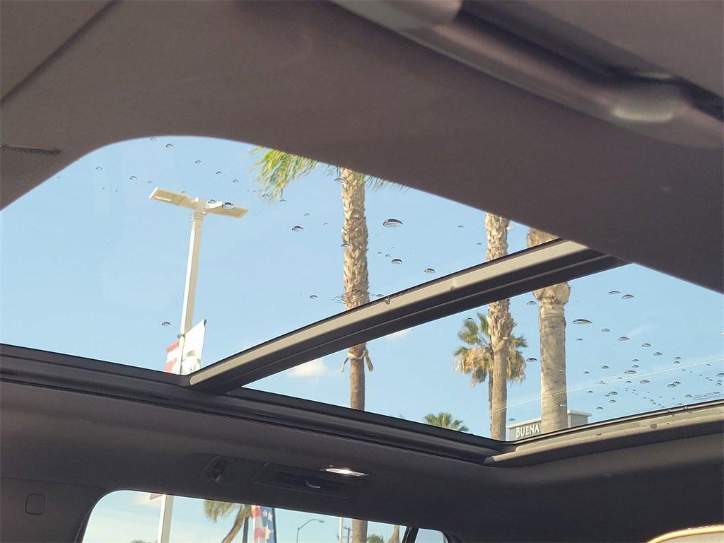 used 2021 GMC Yukon XL car, priced at $39,995