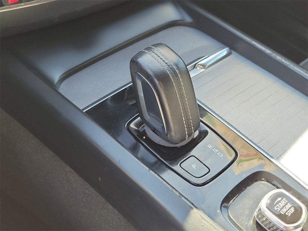 used 2021 Volvo XC60 Recharge Plug-In Hybrid car, priced at $24,775