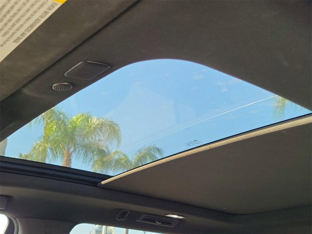 used 2021 GMC Yukon XL car, priced at $46,450