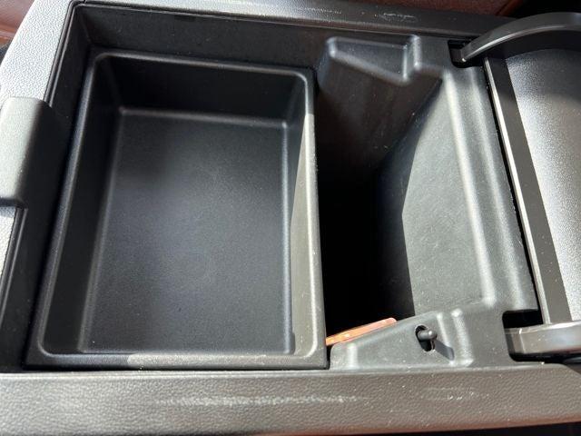 used 2020 Chevrolet Traverse car