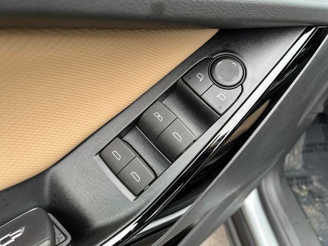 used 2025 Chevrolet Equinox car