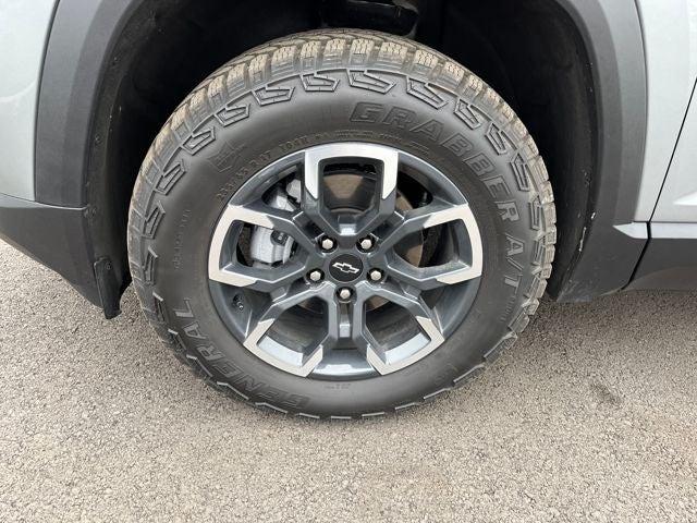 used 2025 Chevrolet Equinox car