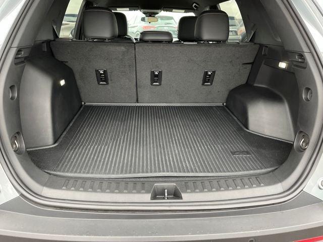 used 2025 Chevrolet Equinox car