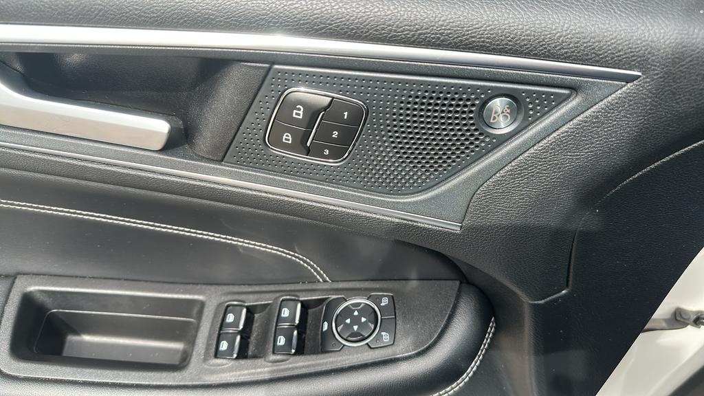 used 2023 Ford Edge car, priced at $25,165