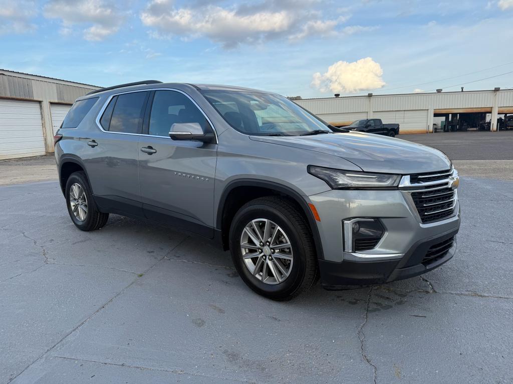 used 2023 Chevrolet Traverse car, priced at $26,790