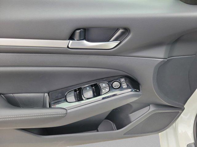 new 2025 Nissan Altima car, priced at $33,632