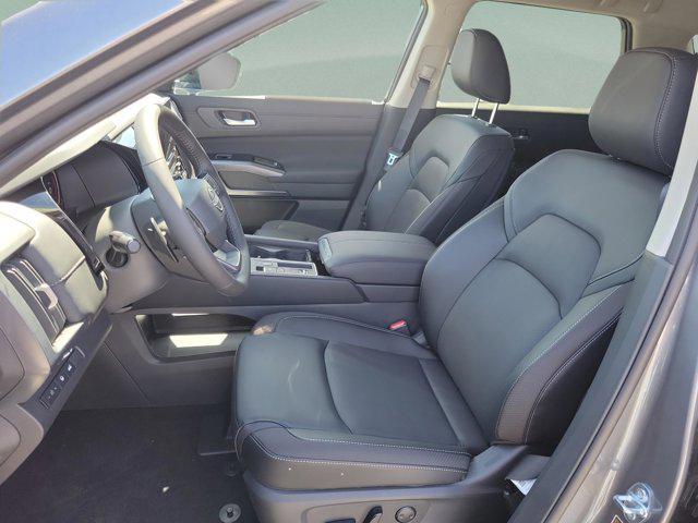 new 2026 Nissan Pathfinder car, priced at $41,424