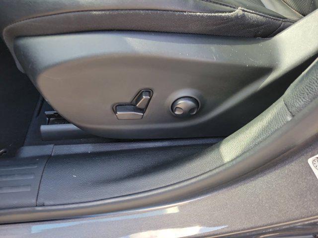 used 2023 Jeep Cherokee car, priced at $18,998